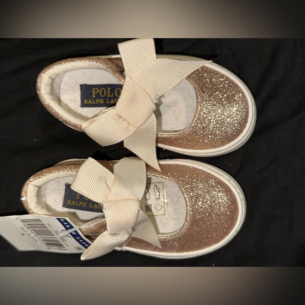 Girls glitter flats size 4